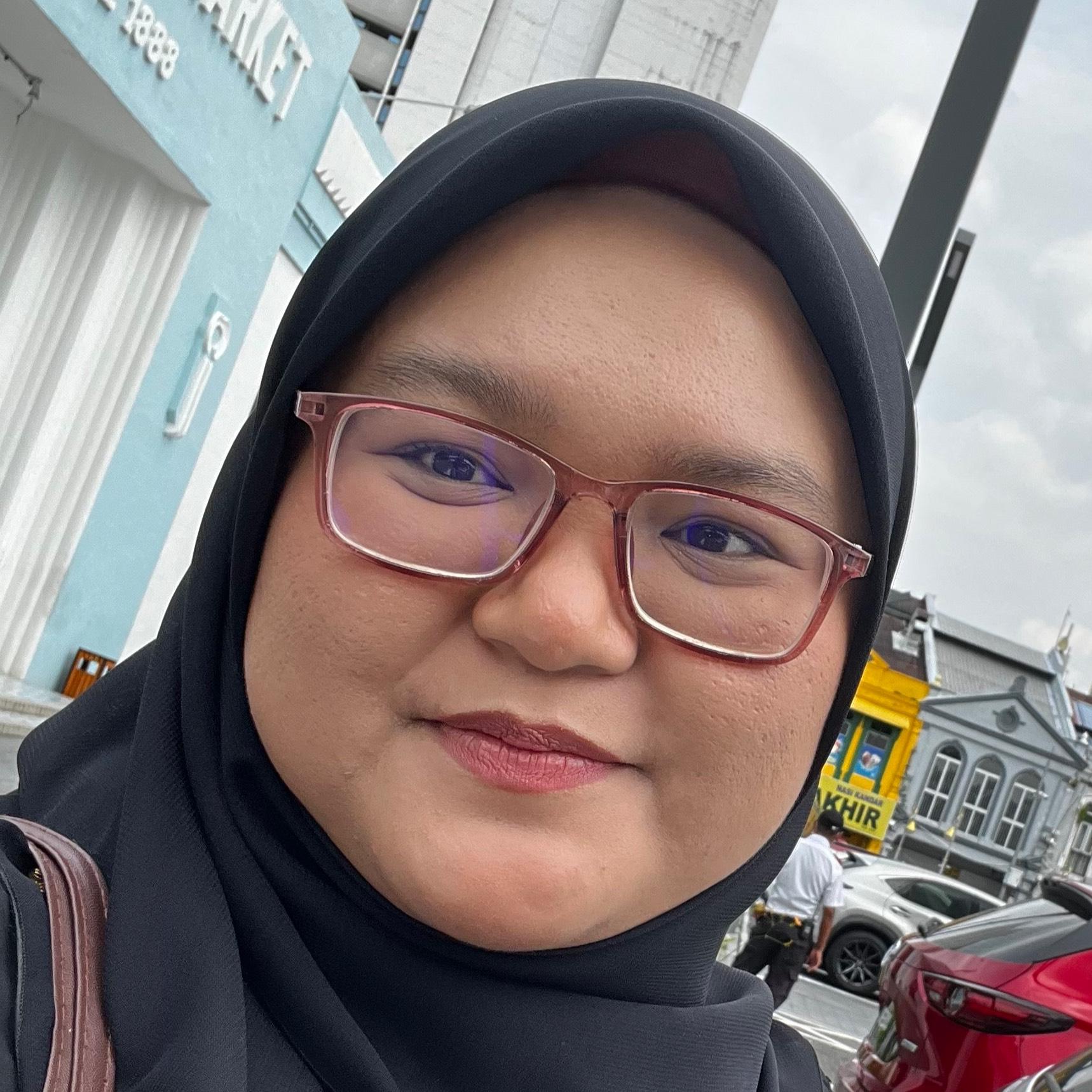Nur Farisha Ahmad Jais