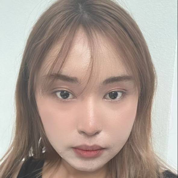 Adriana Ooi