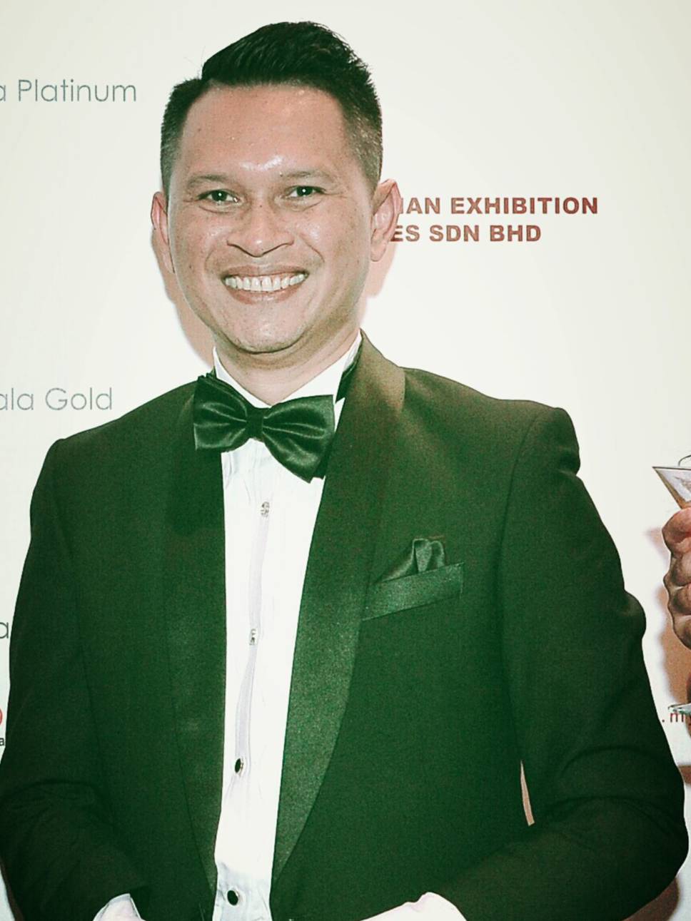 AZHAR ASHARI